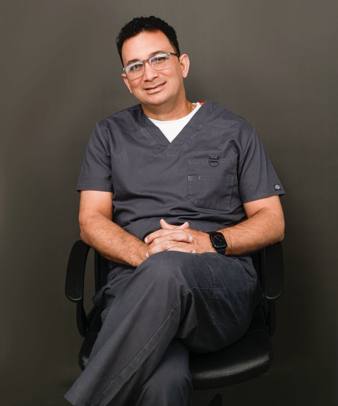 Dr. Cristian Quiñones